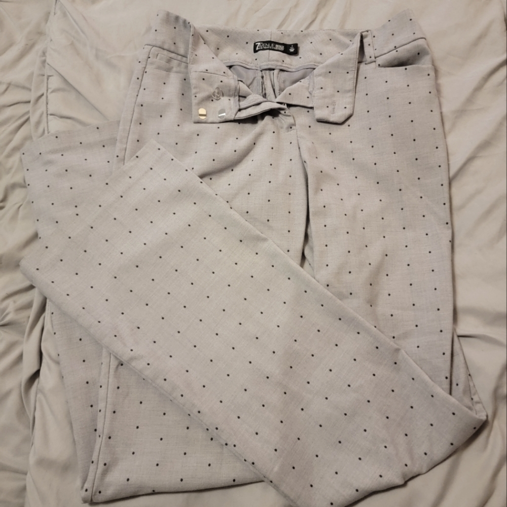 NEW YORK & CO POLKA DOT Pants - Size 4 Long.